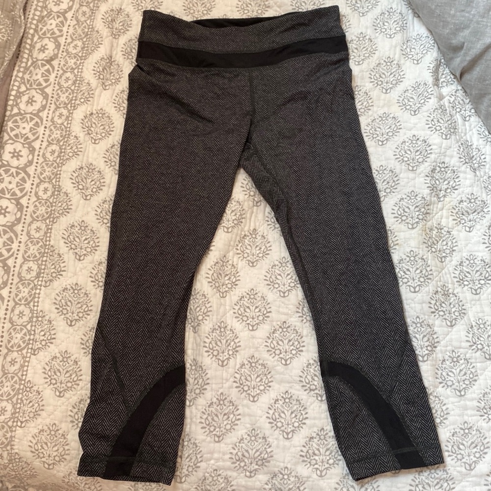 Lululemon Leggings (4)